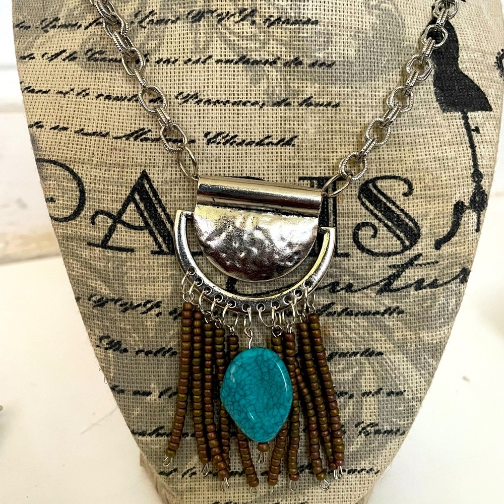 Silver plated link necklace with statement turquoise pendant